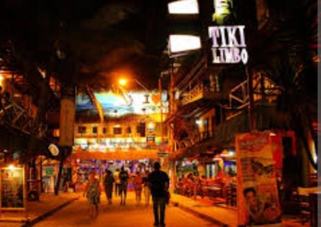 Hotel Monatañita Hugos Place