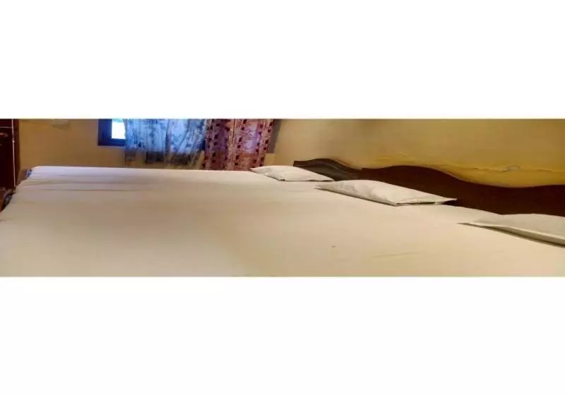ホテル New Sarnath Guest House