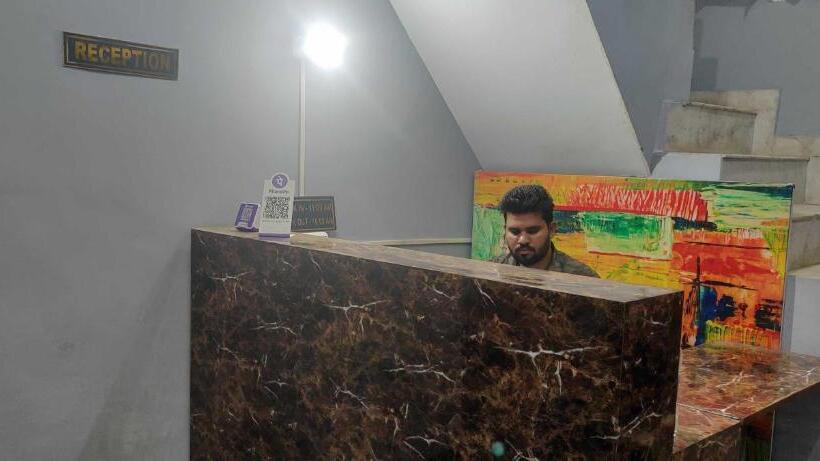 בית מלון כפרי Oyo 81334 Star Inn