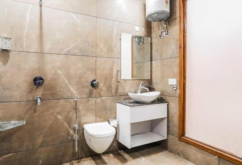 בית מלון כפרי Oyo 81334 Star Inn