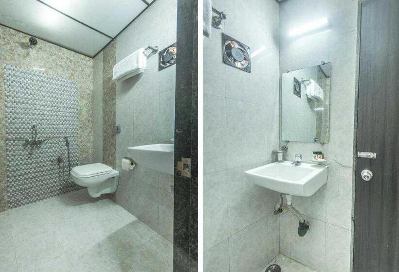 בית מלון כפרי Oyo 81334 Star Inn