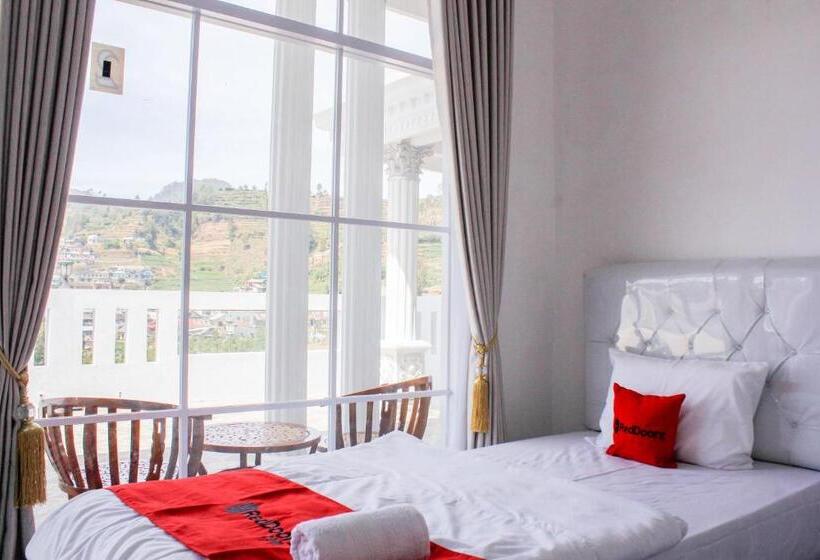 בית מלון כפרי Reddoorz Syariah Near Kawasan Wisata Gunung Prau Dieng