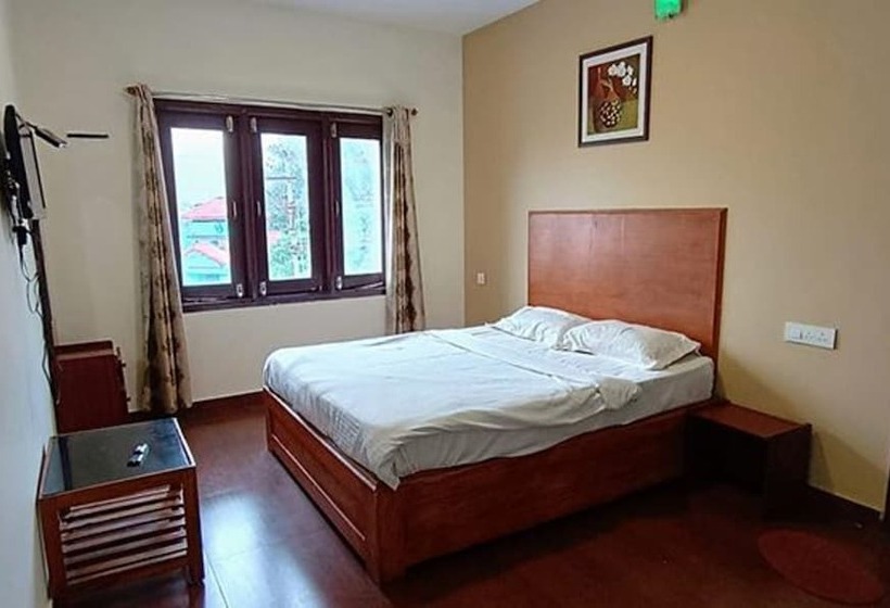 Fabhotel Sri Guhan Eiite