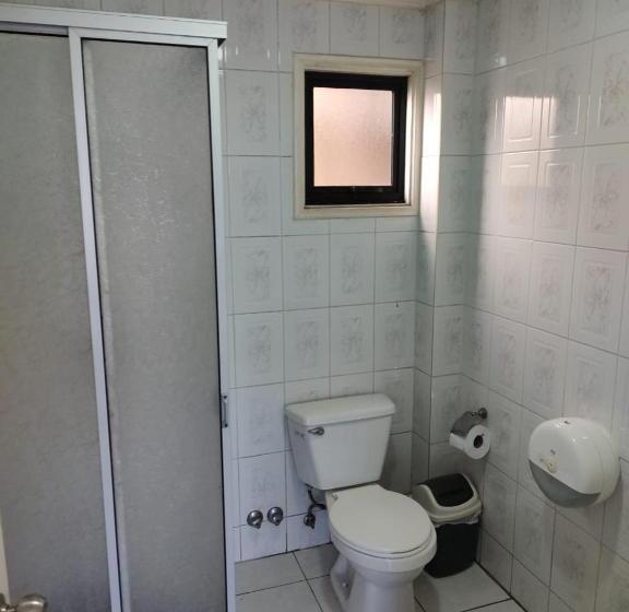 پانسیون Hospedajes Roma