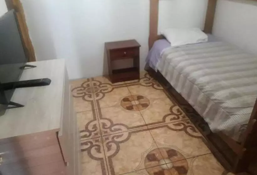 ペンション Residencial Familiar El Valle