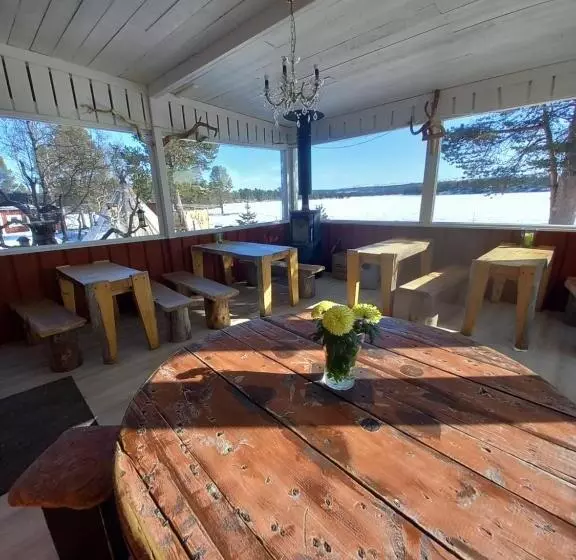 ペンション Sevetin Baari & Guesthouse