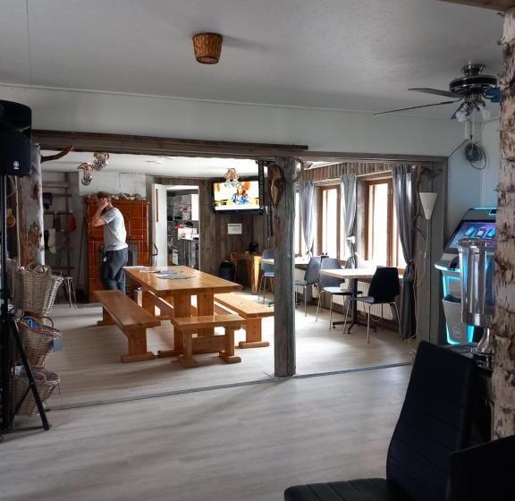 پانسیون Sevetin Baari & Guesthouse