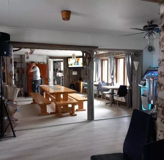 ペンション Sevetin Baari & Guesthouse