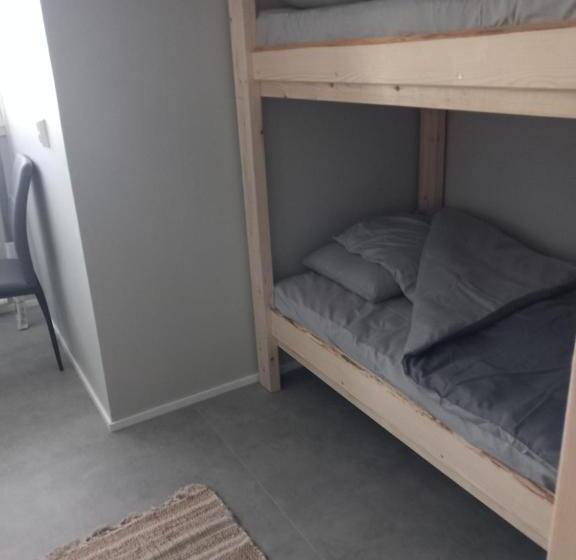 پانسیون Sevetin Baari & Guesthouse