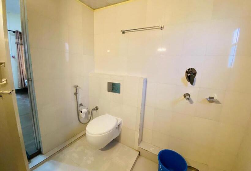 استراحتگاه Motherland Sauraha