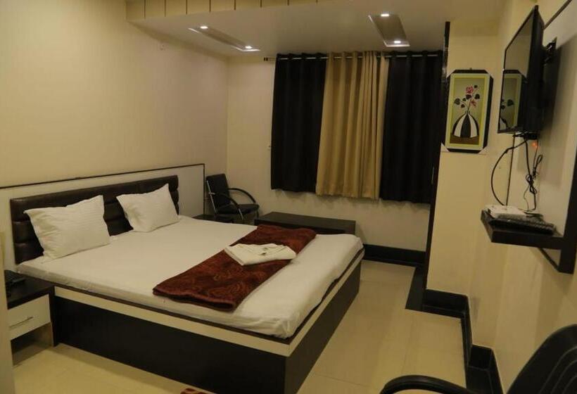 Venus Hotel 5 Minute Walking Distance From Dargah