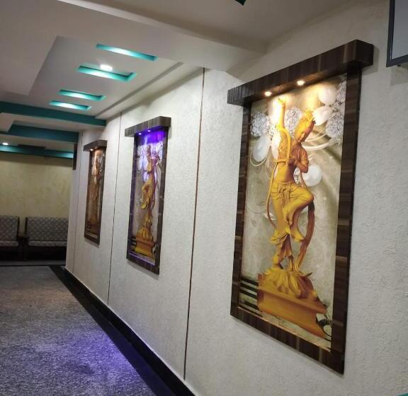 Venus Hotel 5 Minute Walking Distance From Dargah