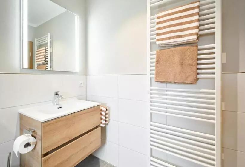 Wirt Z´uttlau Familienhotel Höng