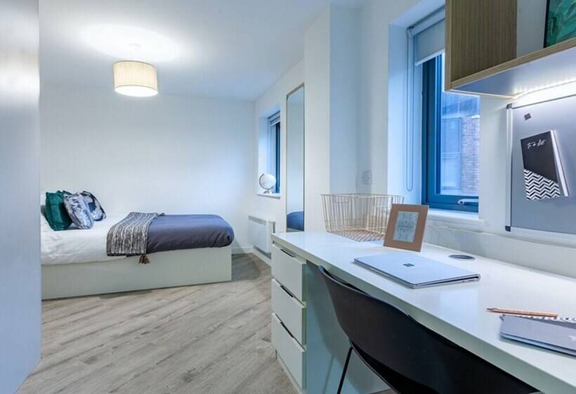 旅馆 Studios Students Only Cardiff Centre