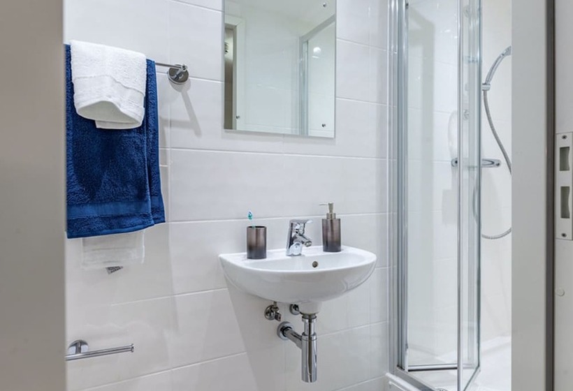 旅馆 Studios Students Only Cardiff Centre