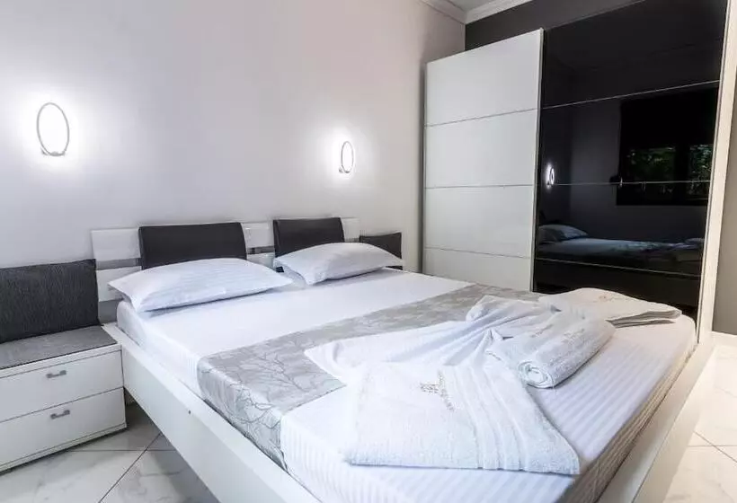 Apart Hotel President