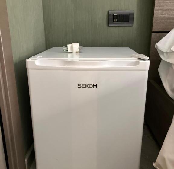 تختخواب و صبحانه Alma Megaris