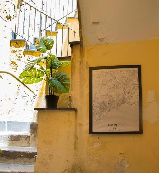 تختخواب و صبحانه Alma Megaris