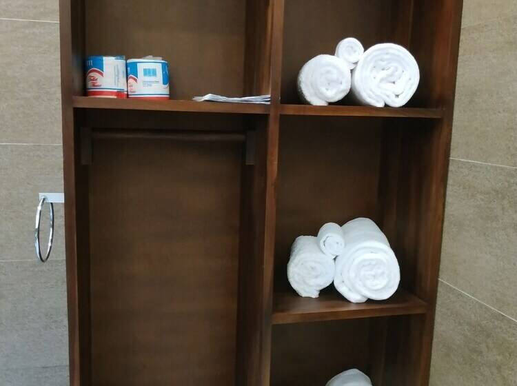 住宿加早餐  Sigiriya Cashew Palace Resort