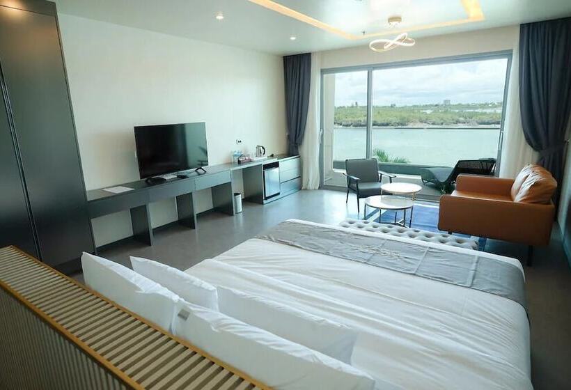 Cube9 Resort And Spa