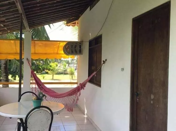 簡易ホテル Pousada E Restaurante Tabuba Beach