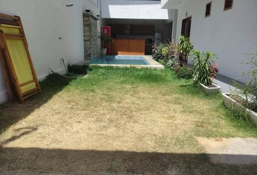 مسافرخانه Vila Parque Preá