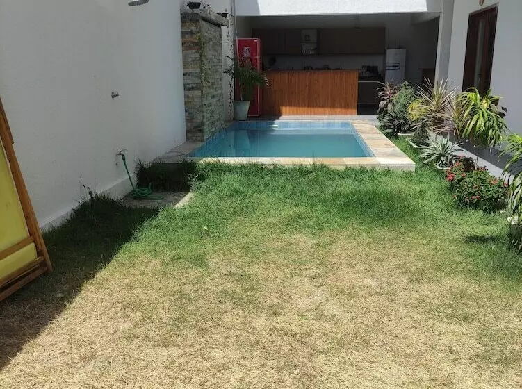 مسافرخانه Vila Parque Preá