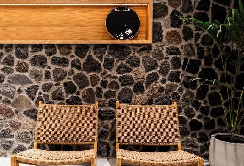 Hotelli Arotron Santorini