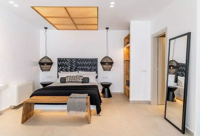 Hotelli Arotron Santorini