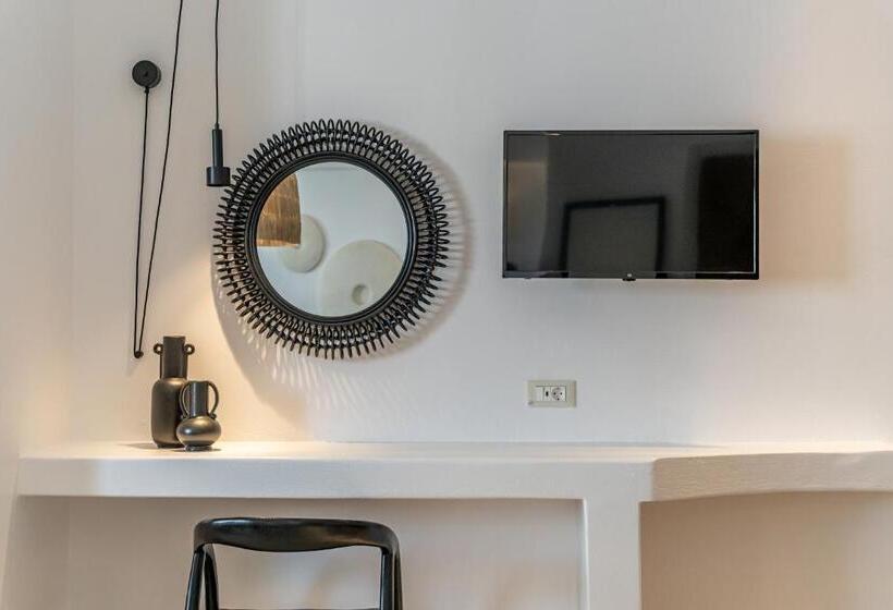 فندق Arotron Santorini