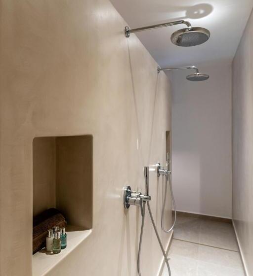 فندق Arotron Santorini