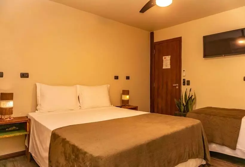 Hotelli Bossa Beach House