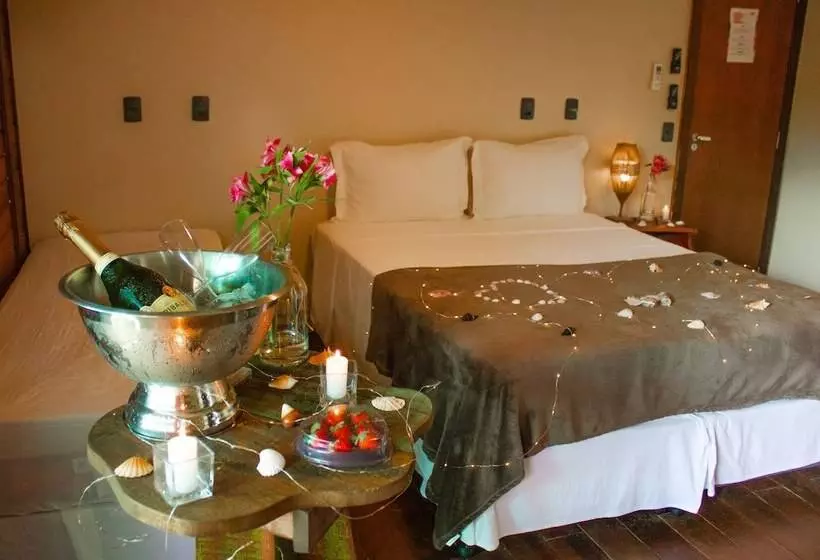 Hotelli Bossa Beach House