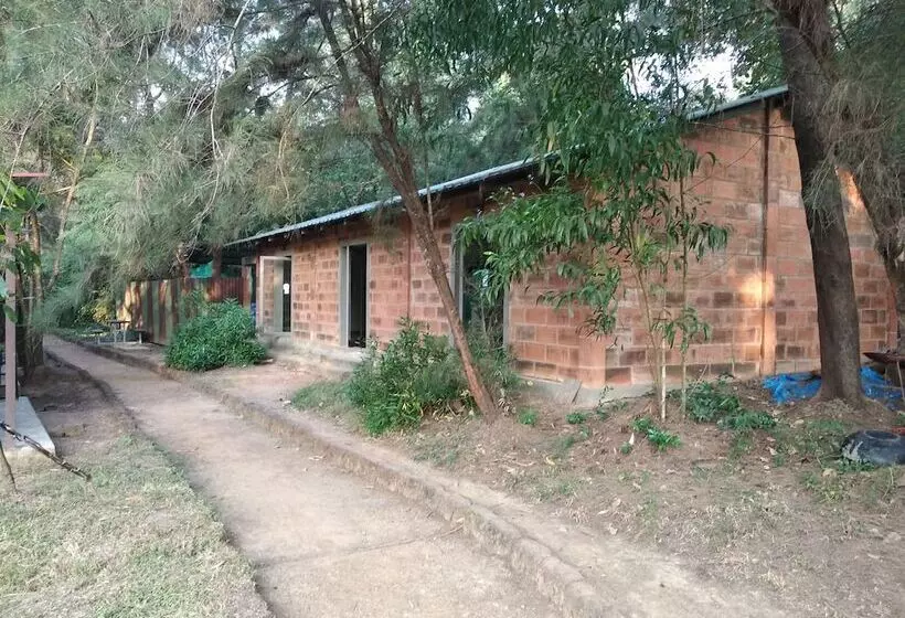 Hotelli Camp Riveredge Paradise