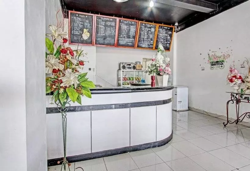 Hotel Capital O 92295 Double Tree