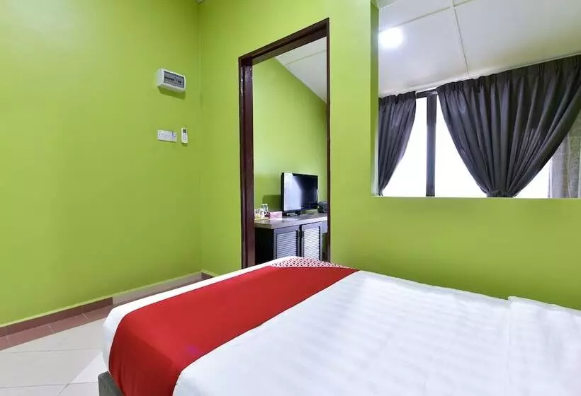 Hotelli Cemara Puri Resort & Spa By Oyo