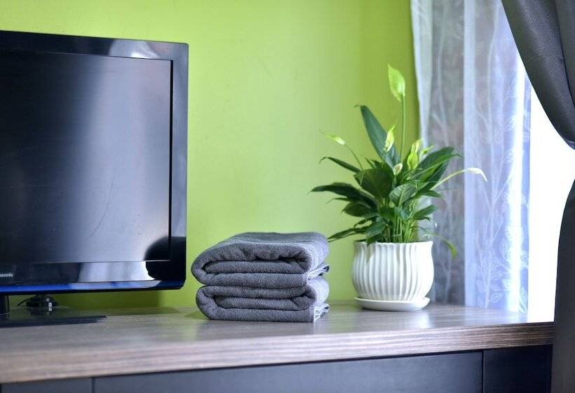 فندق Cemara Puri Resort & Spa By Oyo