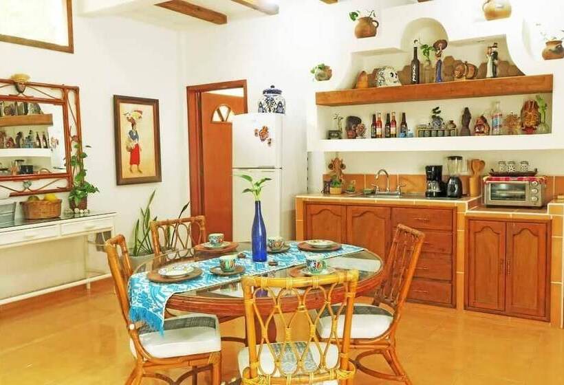 فندق Folklorsuites