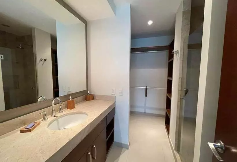 Hotelli Gavias Golden Shore