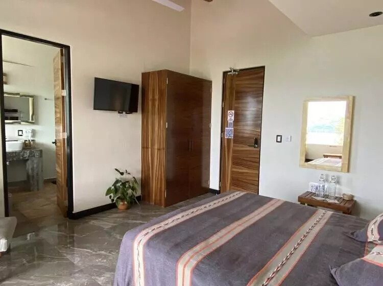ホテル Hospedaje Anturios