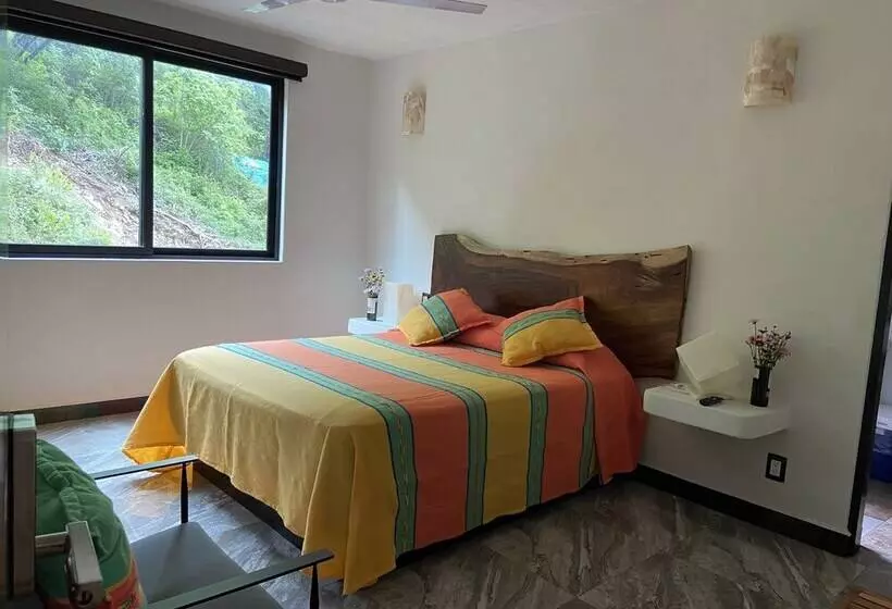 ホテル Hospedaje Anturios