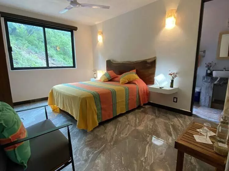 ホテル Hospedaje Anturios