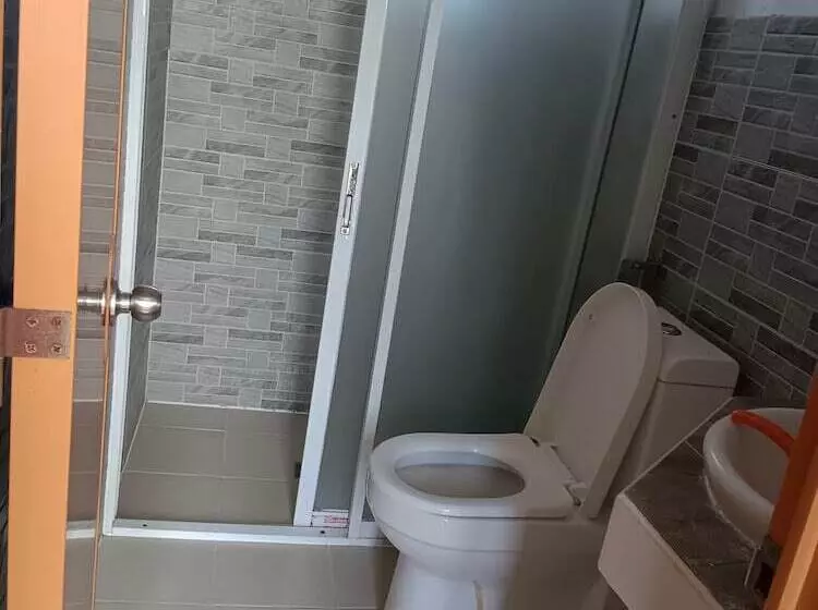 هتل Hrj