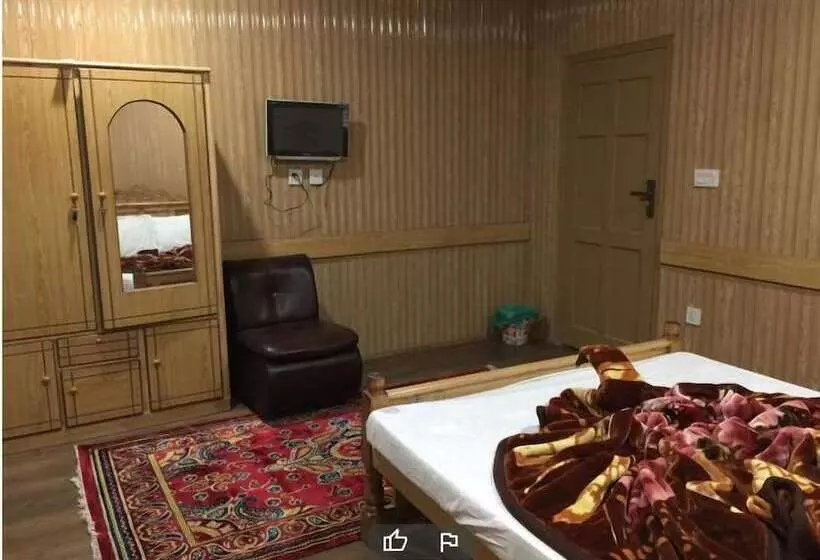 هتل Hunza Horizon Inn