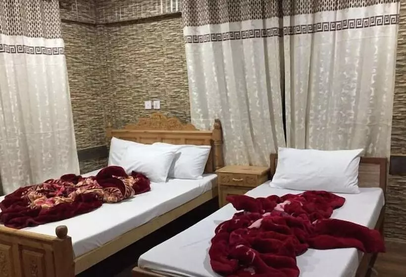 هتل Hunza Horizon Inn