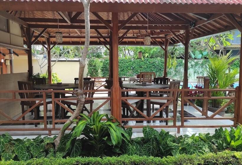 ホテル Keyani Bungalows Lovina