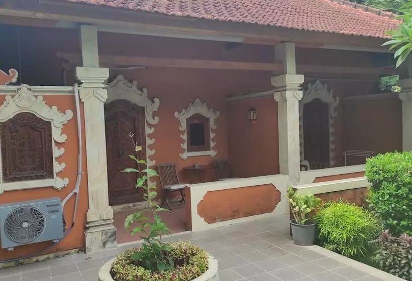 ホテル Keyani Bungalows Lovina