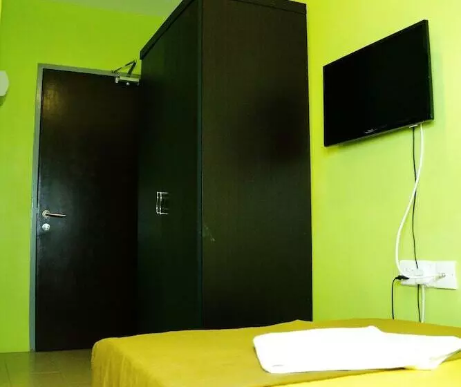 Lavender Hotel Lumut