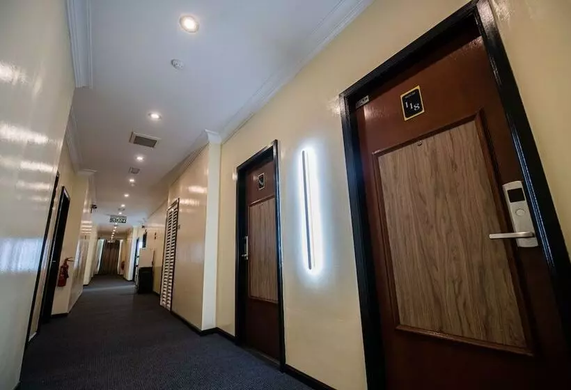Capital O 90617 Hotel Meliden