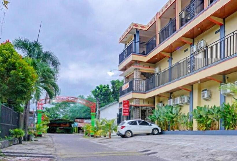 Hotel Mutiara Serayu Syariah By Oyo